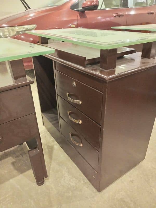 Office Table For Sale 3