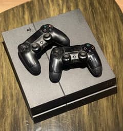 PS4 | Playstation 4 | 500 GB | Matte Black | Two Controllers Included