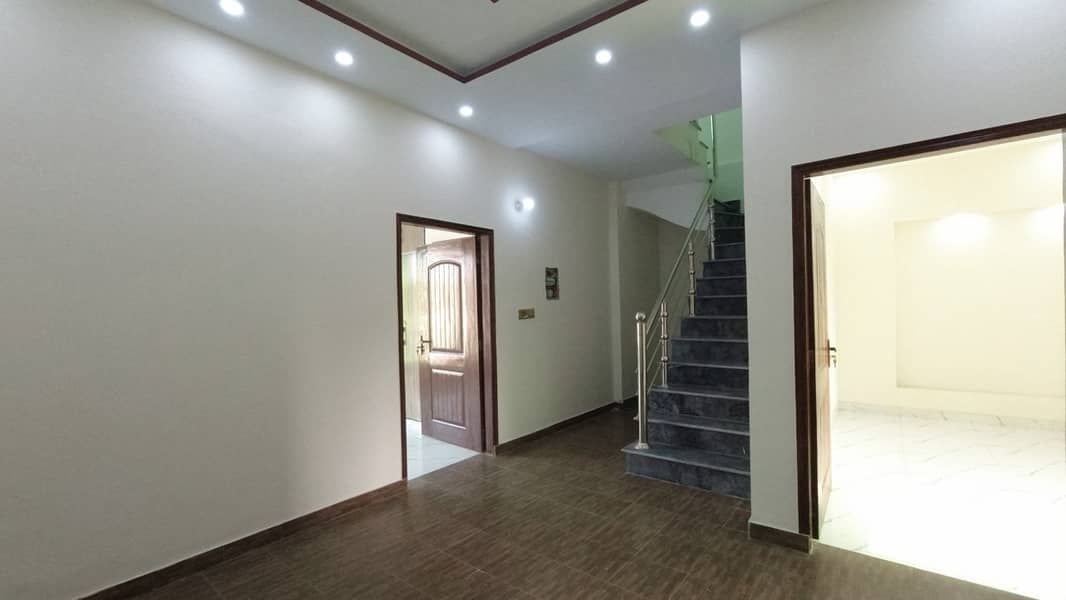 Brand New 5 Marla House For Sale In SJ Garden Lahore 12