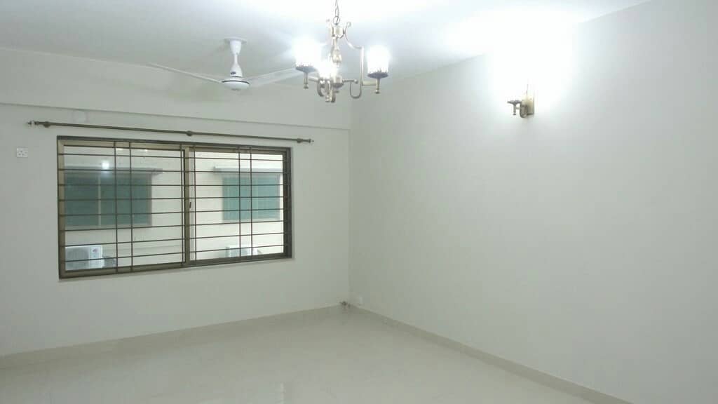 12 Marla 4 Bed Flat For Sale In Askari 11 Lahore 12