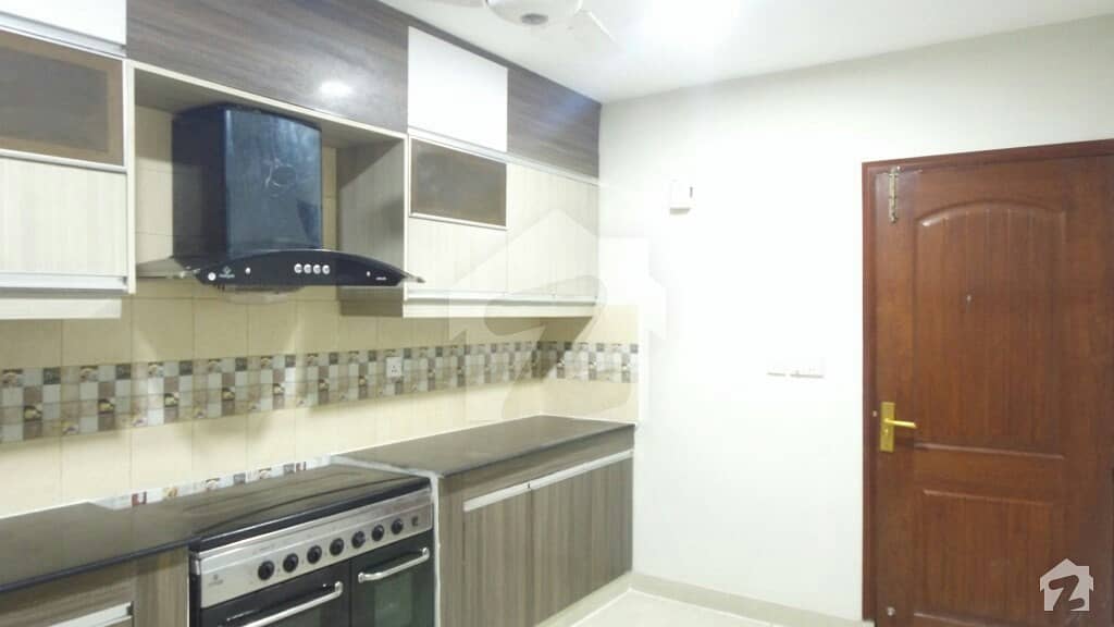 12 Marla 4 Bed Flat For Sale In Askari 11 Lahore 18