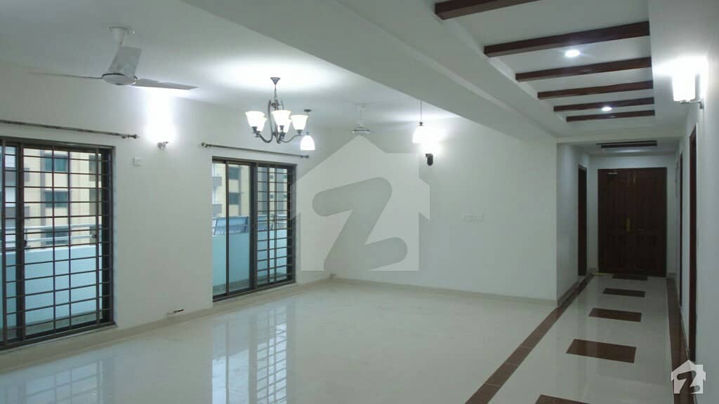 10 Marla 3 Bed Brand New Flat For Sale In Askari 11 Lahore 3