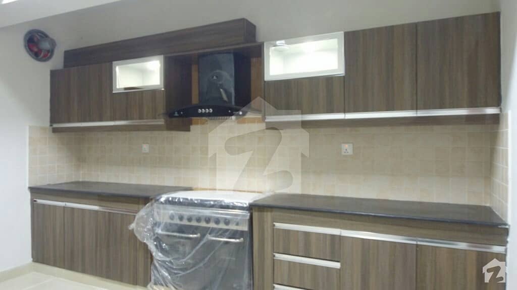 10 Marla 3 Bed Brand New Flat For Sale In Askari 11 Lahore 12