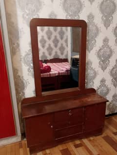 Dressing table