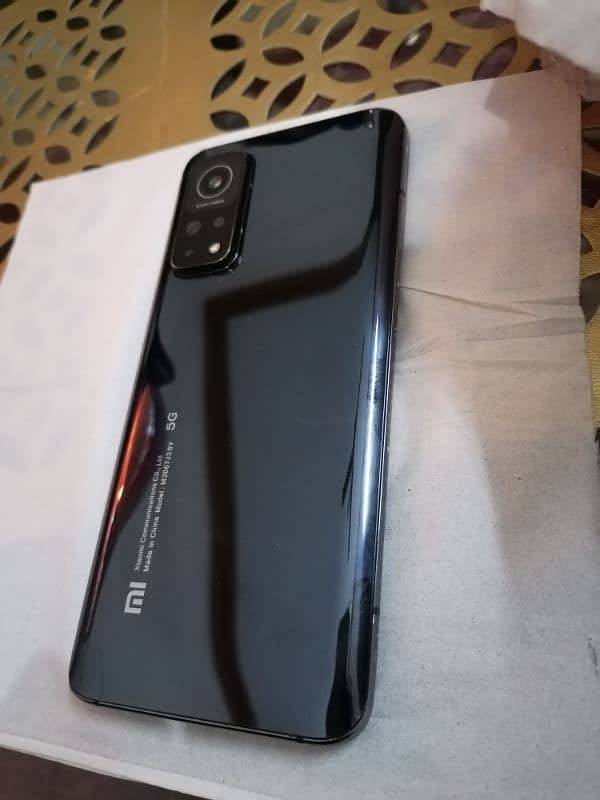 Mi 10t 8gb  128gb condition 9/10 with box and 33W adapter 1