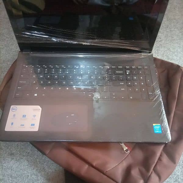 Dell Inspiron Touch Screen,Core i3,5th Generation For Sale in ISB 1