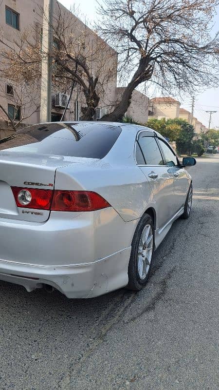 Honda Accord 2003/8 CL9 READ ADD 13