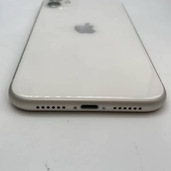 iPhone 11 64 Gb non PTA NO EXCHANGE ONLY MONEY 2