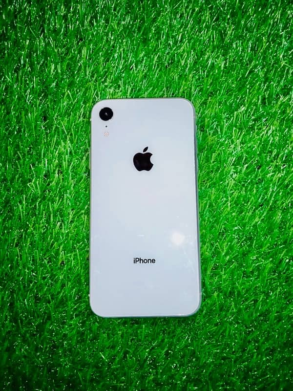 Iphone XR Non PTA 64 GB 2