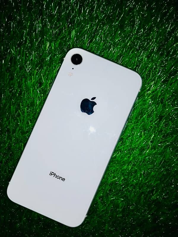 Iphone XR Non PTA 64 GB 3