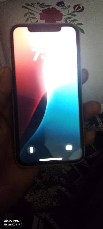 iPhone 11 64 GB with Box complete sim time 3