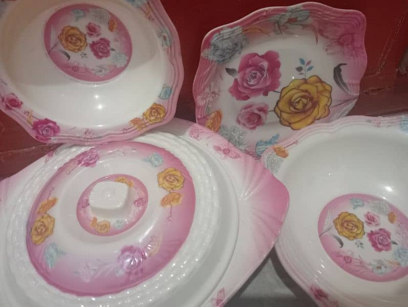 60 pieces Dinner set used for sale 1