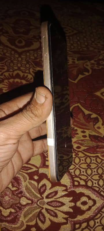 mobile oppo A17 ok mobile hai 7