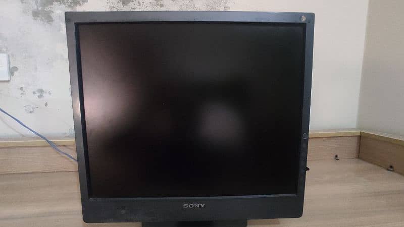 Sony LCD 19 Inch Available For sale 1