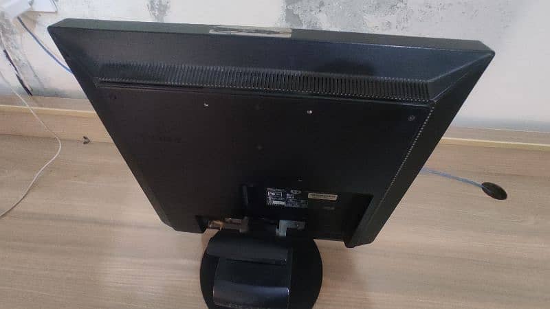 Sony LCD 19 Inch Available For sale 7