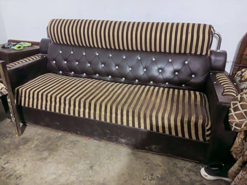 5 seater sofas 1