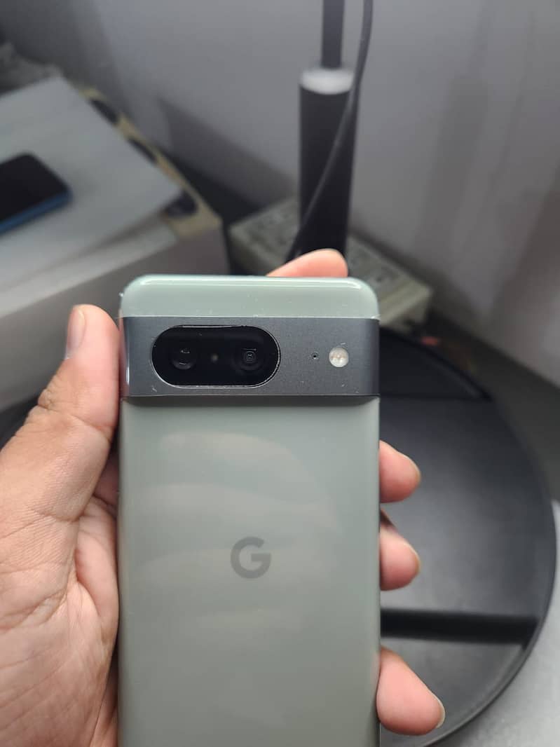 Google Pixel 8 OEM LOCKED 0