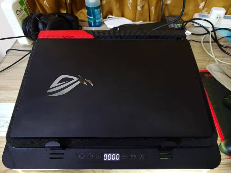 Asus ROG Strix G15 Advantage Edition 1