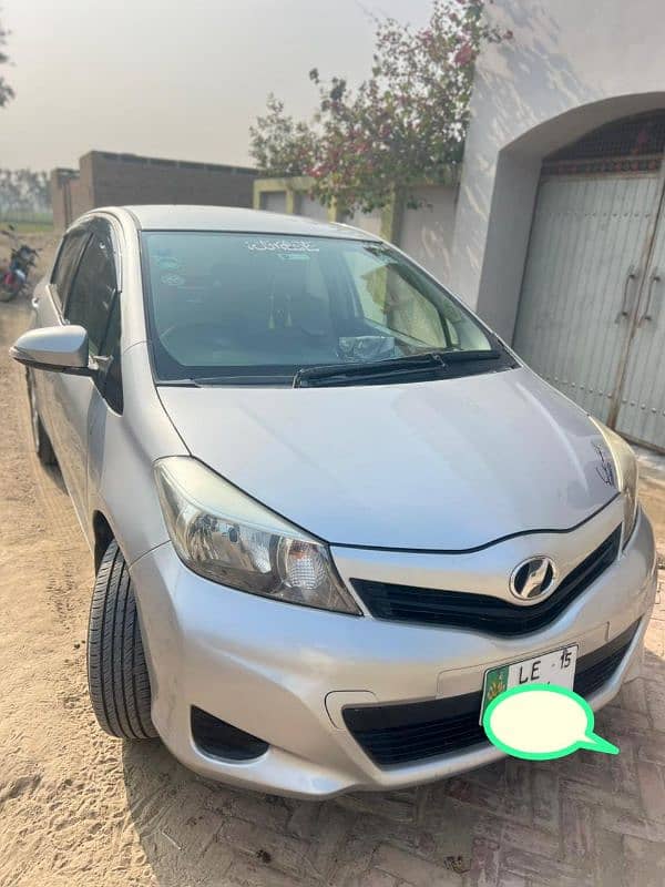 Toyota Vitz 2012/2015 1