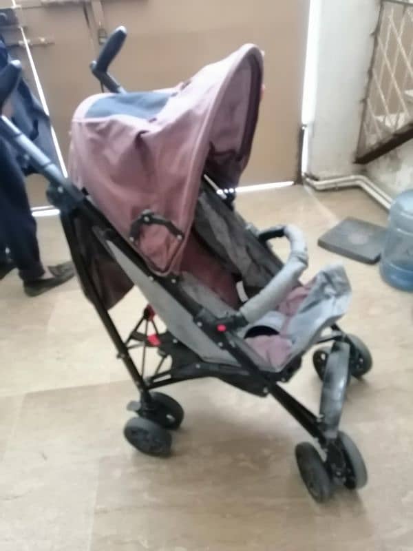 baby stroller in good condition zubaidas ka lia big size for sale 0