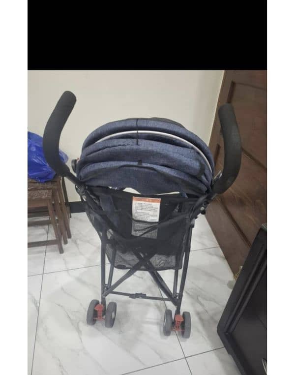 pram tottly new condition just  3 time used 2