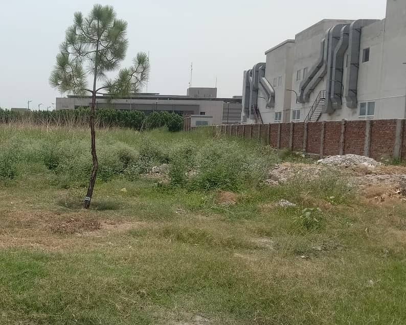 8 kanal Industrial Plot available for sale on Multan road Lahore 2