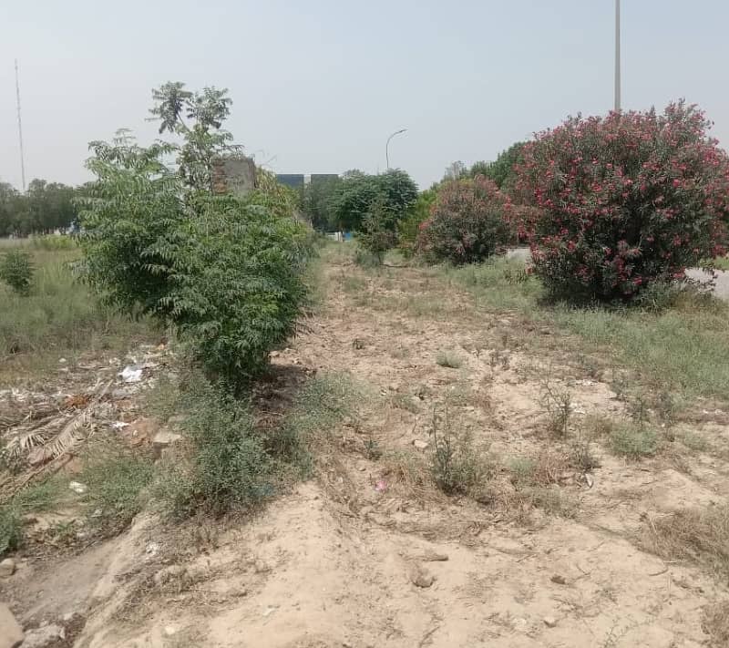 8 kanal Industrial Plot available for sale on Multan road Lahore 3