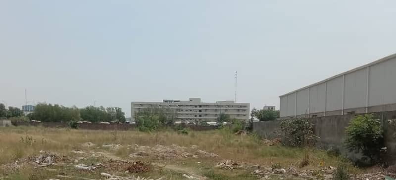 8 kanal Industrial Plot available for sale on Multan road Lahore 4