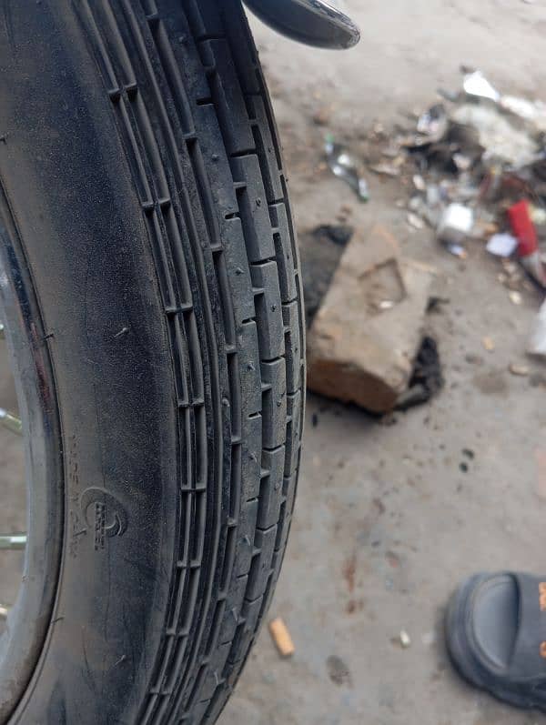 Honda 150 tyre 2 5