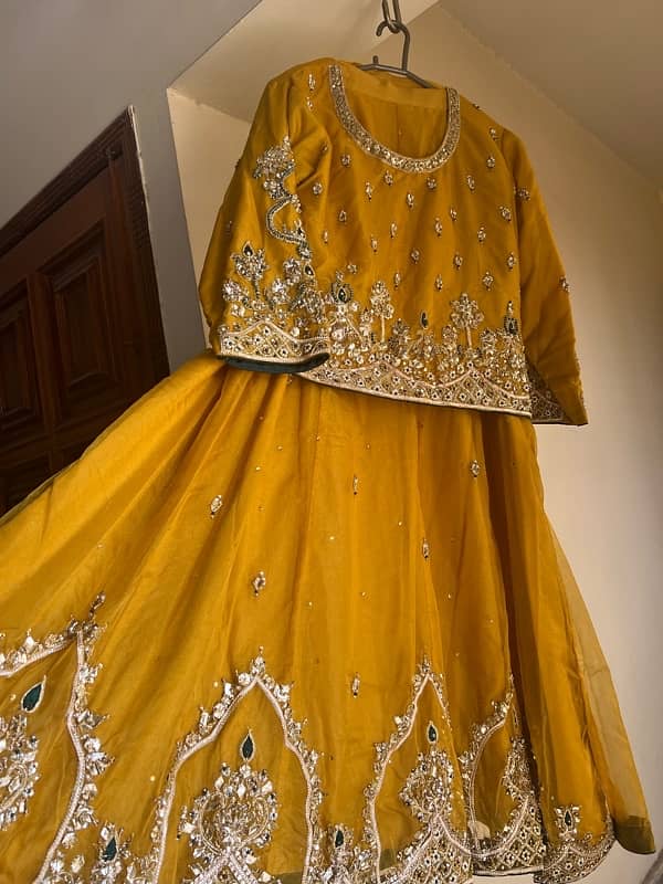 mehndi dress for sale 6