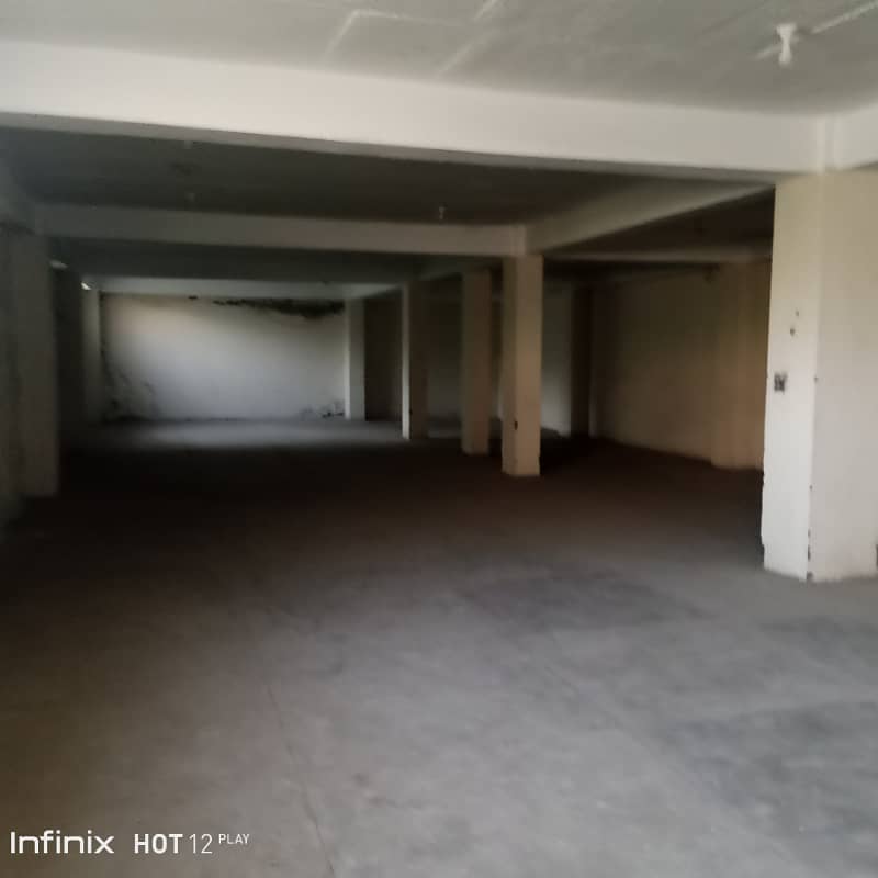 First floor hall with office for Stiching unit etc. 4