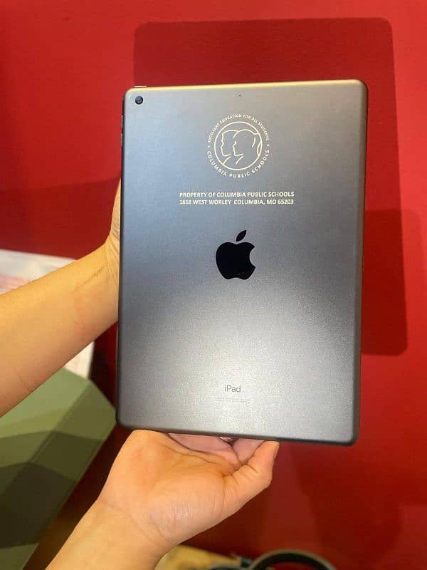 Apple iPad 7th Generation (Water pack) 2
