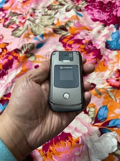 Motorola Razr V3x vintage for sale in excellent condition