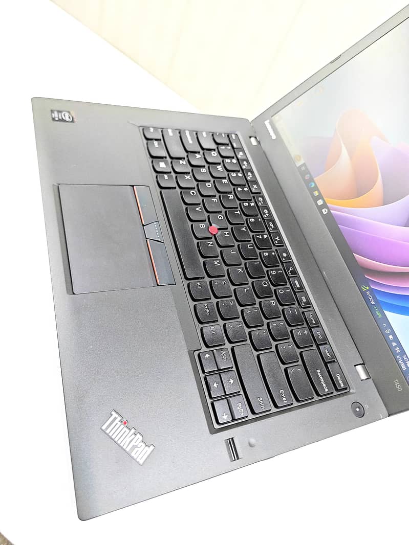 Lenovo ThinkPad T450 (Core i5 5th Gen) at ABID COMPUTERS MULTAN 4