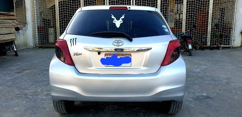 Toyota Vitz 2012/2017 3