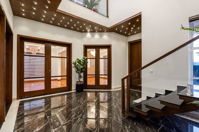 5 MARLA MODERN DESIGN HOUSE AVAILABLE FOR RENT IN DHA 2