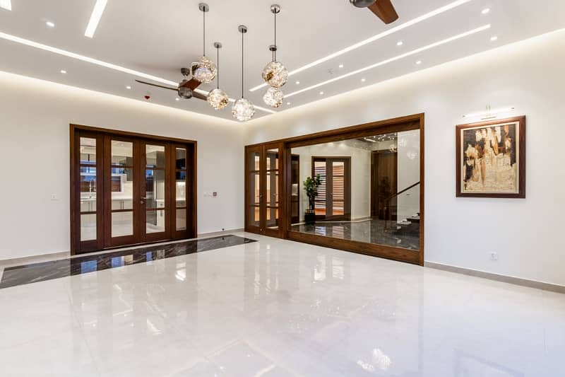 5 MARLA MODERN DESIGN HOUSE AVAILABLE FOR RENT IN DHA 9