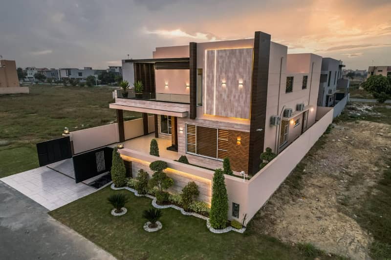 5 MARLA MODERN DESIGN HOUSE AVAILABLE FOR RENT IN DHA 25