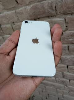 I phone SE 10 by 10 condition