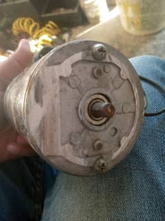 12 volt motor