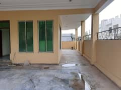 7 Bed Double Storey House For Rent On 2 Kanal