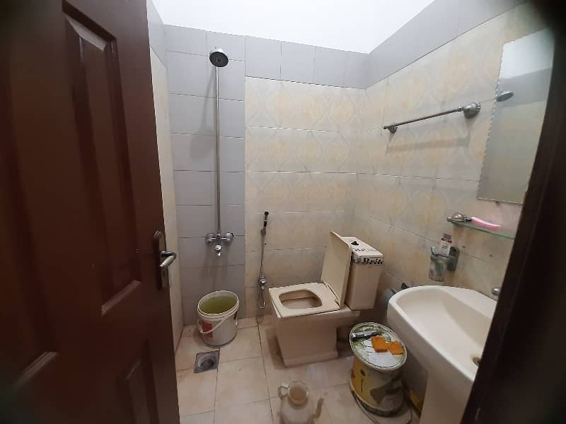 3 Bed Single Storey House For Sale On 8 Marla 3