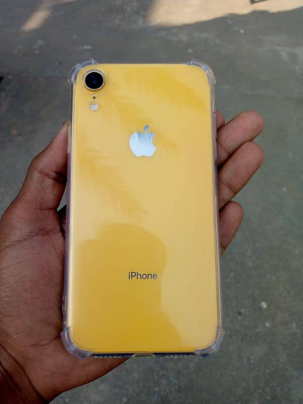 iphone XR 128 gb +1month sim time 1