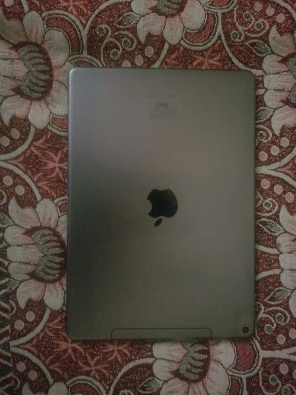 I PAD AIR ( 3RD GENERATION 256GB) 1