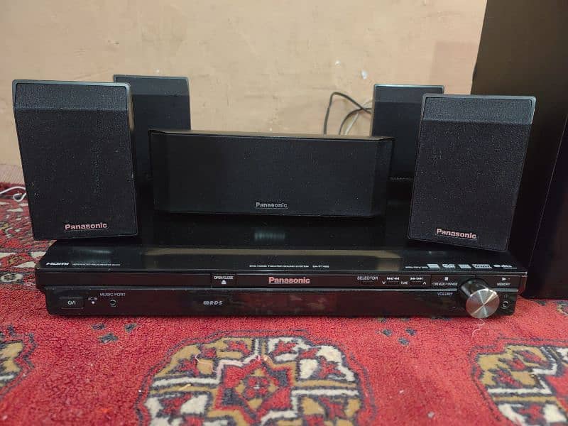 Panasonic Home Theater system 0