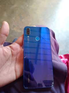 Huawei nova3i 4\128 GB Daba charg available hai