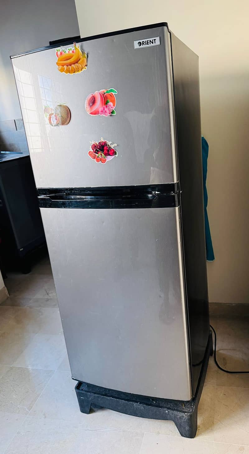 Orient Fridge Medium Size 10/10 0