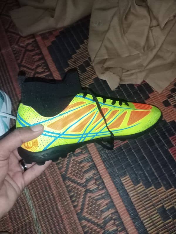 Football shoes /sports shoes/All over pakistan 9