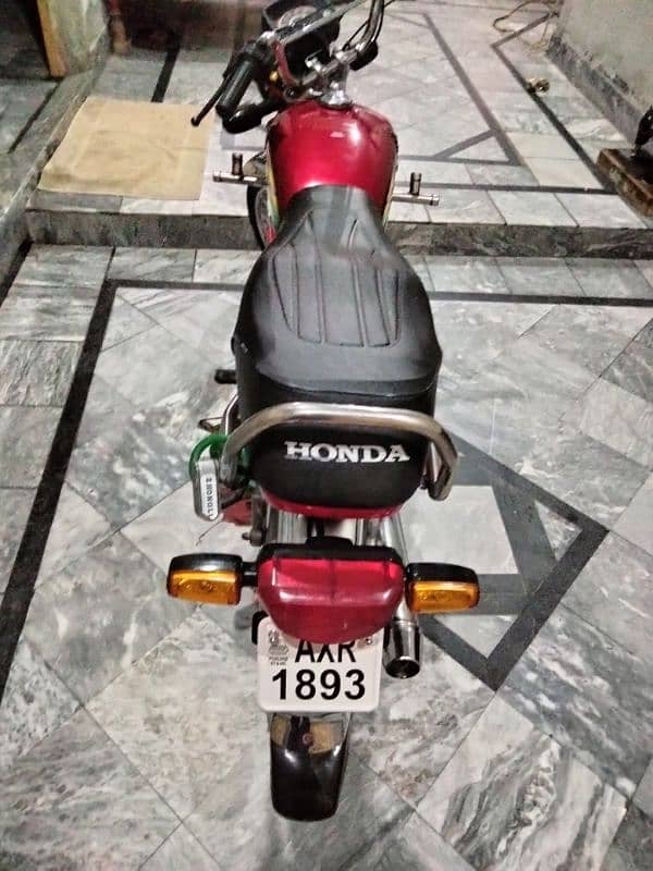 Honda CD 70 4