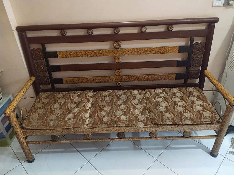 Full heavy iron sofa 5 seater with table 0